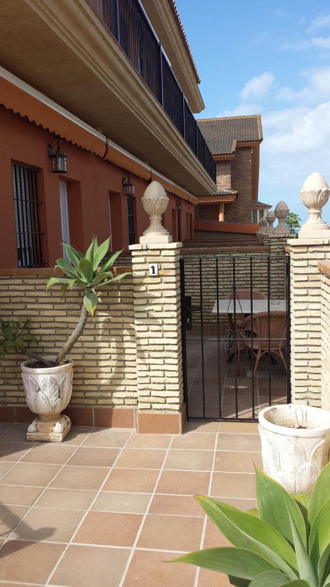 Hostal Noli Chiclana de la Frontera Kültér fotó