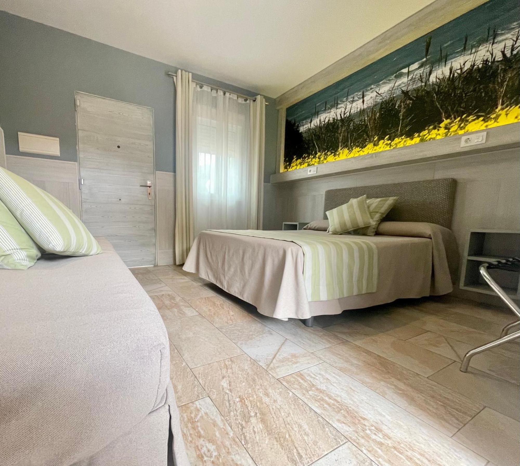 Hostal Noli Chiclana de la Frontera Kültér fotó