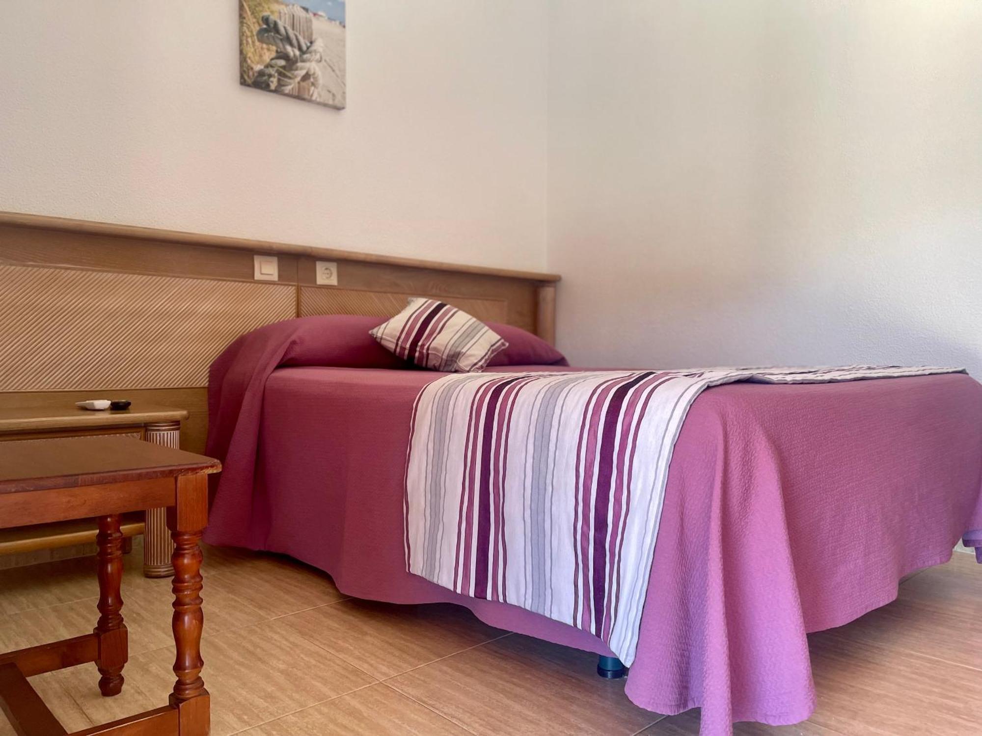 Hostal Noli Chiclana de la Frontera Kültér fotó
